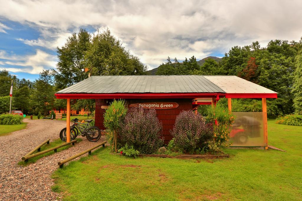 Hotel Y Cabanas Patagonia Green Пуерто-Айсен Екстер'єр фото