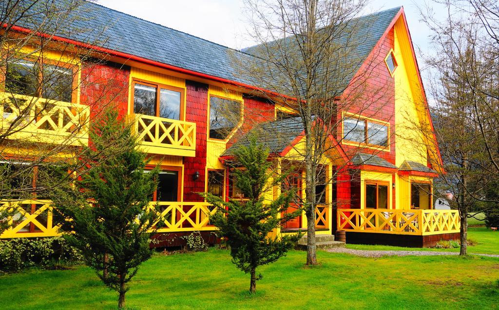 Hotel Y Cabanas Patagonia Green Пуерто-Айсен Екстер'єр фото